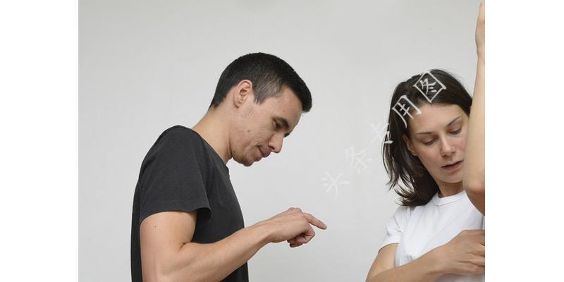 全球首富换人 妻子是中国人全球首富换人，妻子竟是中国人